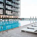 Cosy Studio Apartment In Bloom Towers, Jumeirah Village Circle