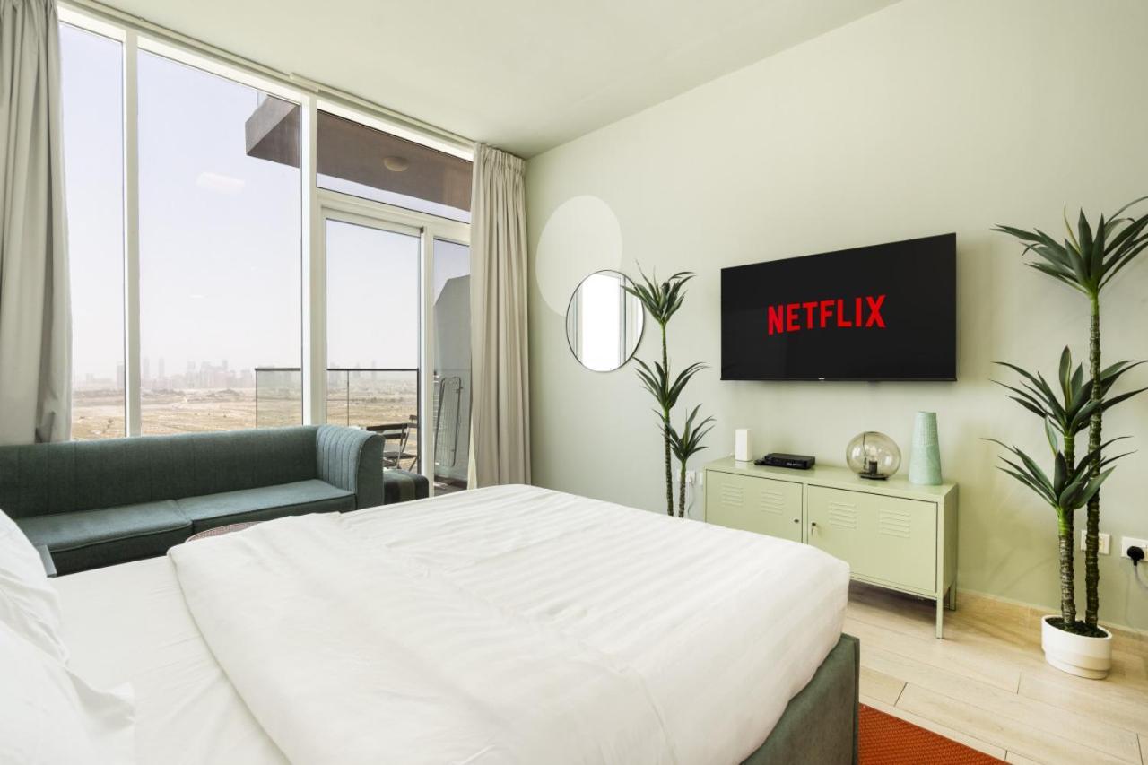Cosy In Bloom Towers, Jumeirah Village Circle *
